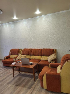 Apartment in Yerevan Arshakunyac 48/3